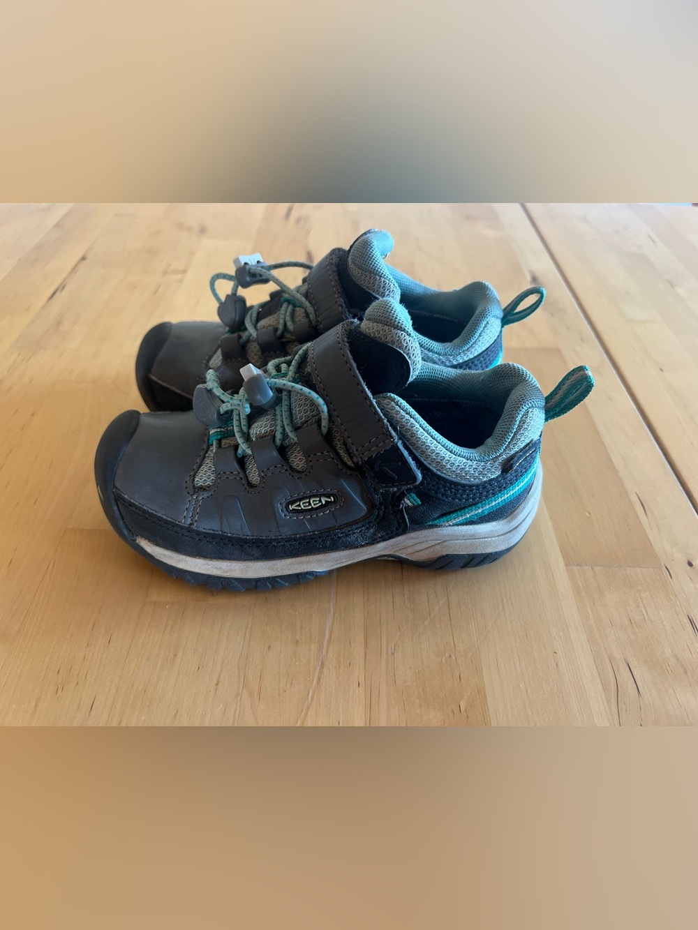 Toddler Keen Hiking Shoes - Size 10